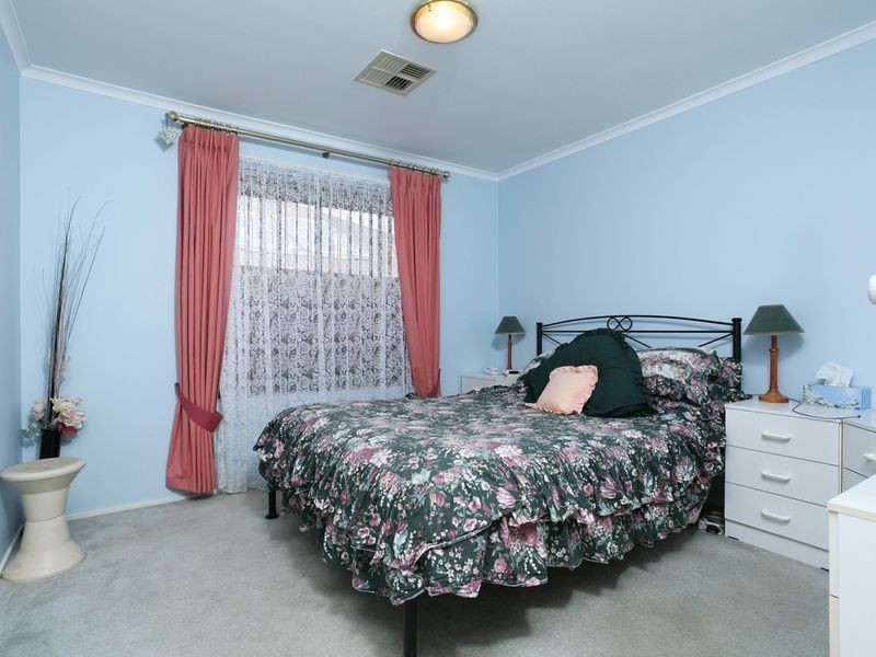 6 Dempster Court, Greenwith SA 5125