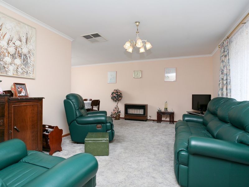 12 Heston Court, Paralowie SA 5108