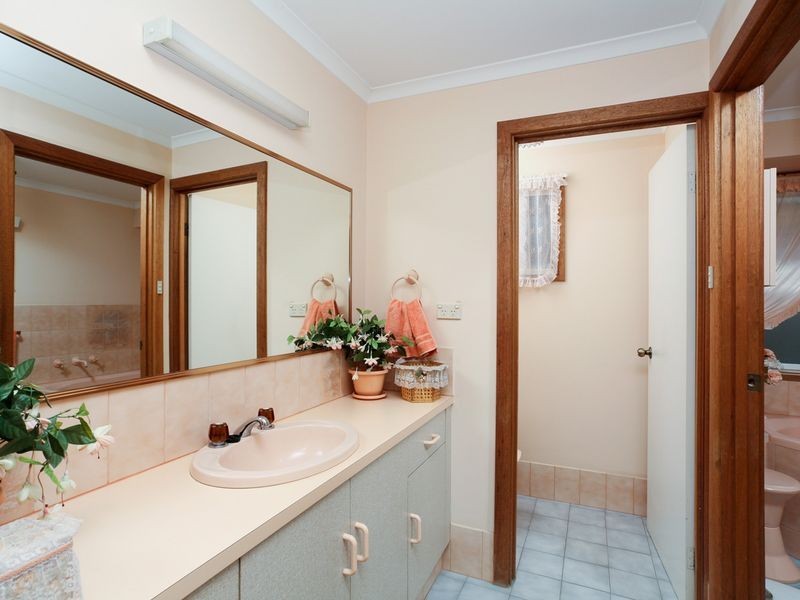 12 Heston Court, Paralowie SA 5108