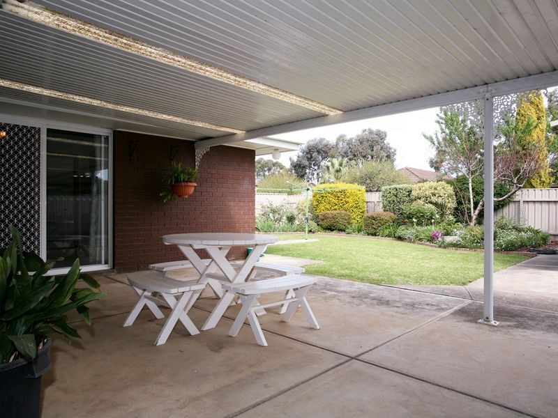 12 Heston Court, Paralowie SA 5108