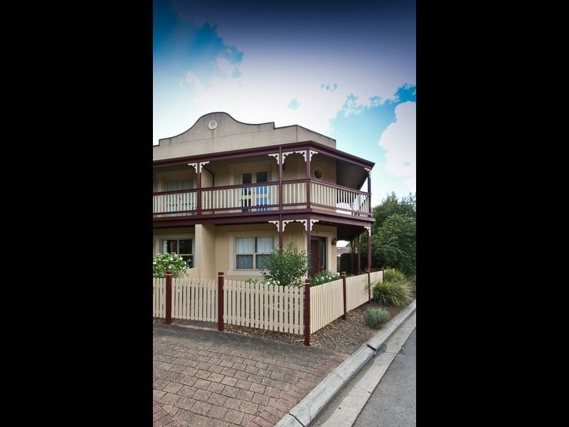 1/15 Amber Woods Drive, Glenside SA 5065