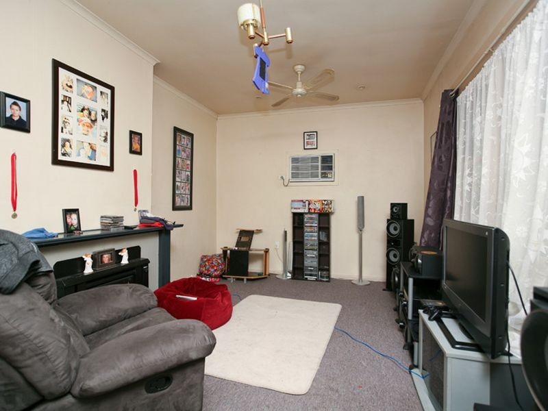 79 Yorktown Road, Elizabeth Park SA 5113