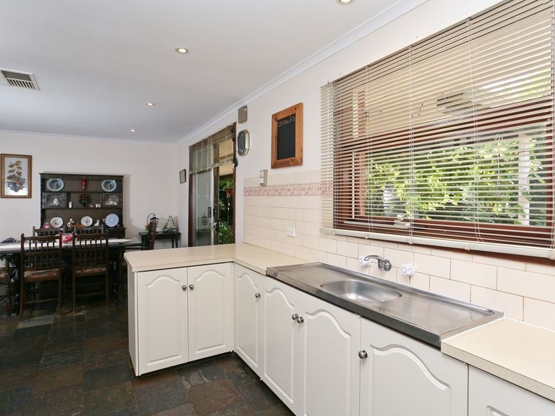 1 Gill Court, Hope Valley SA 5090