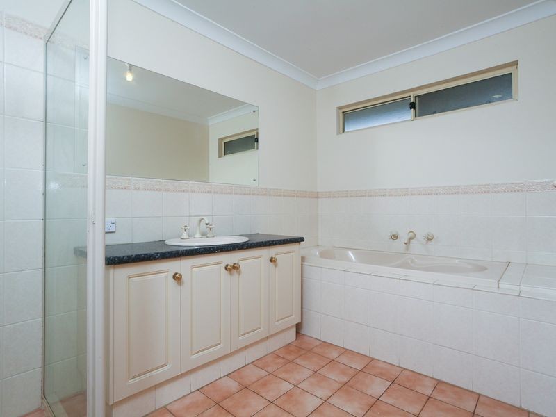 33 Homestead Avenue, Walkley Heights SA 5098