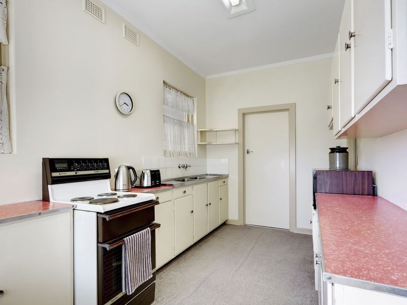 37 Wahroonga Avenue, Wattle Park SA 5066