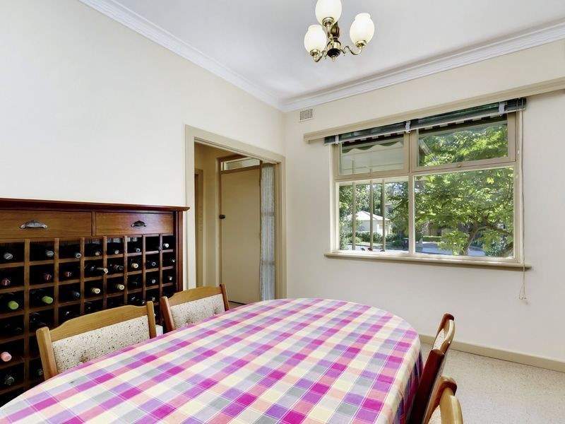 37 Wahroonga Avenue, Wattle Park SA 5066