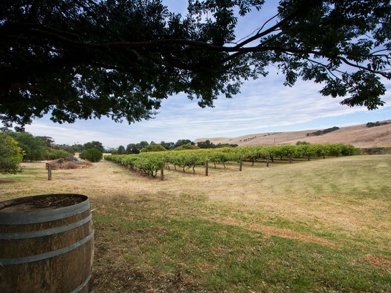 4 Finniss Vale Drive, Second Valley SA 5204