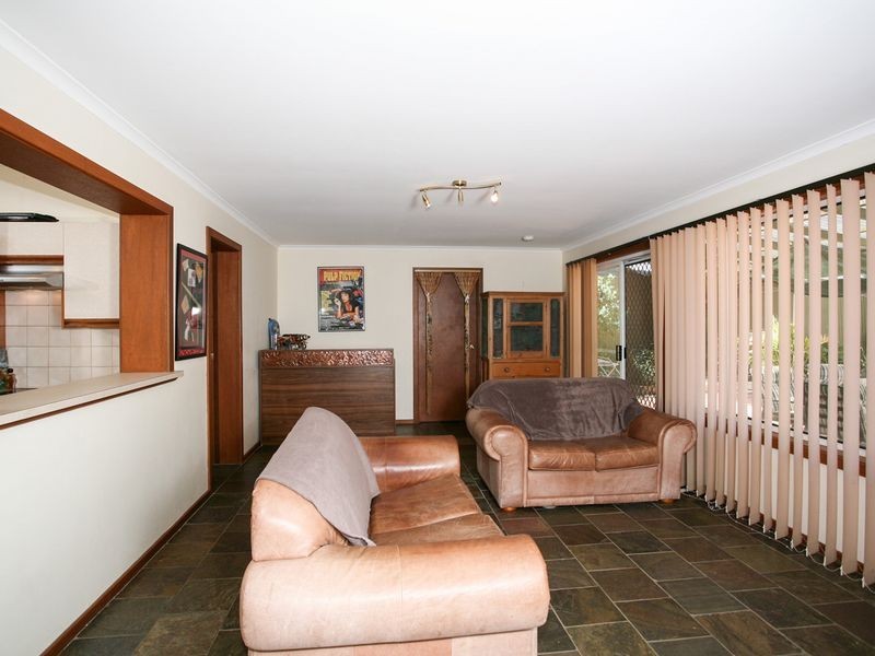 11 Aboyne Street, Banksia Park SA 5091