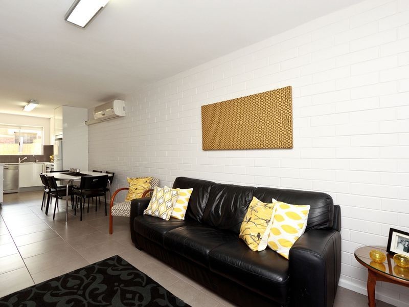 4/4 Loch Street, Stepney SA 5069