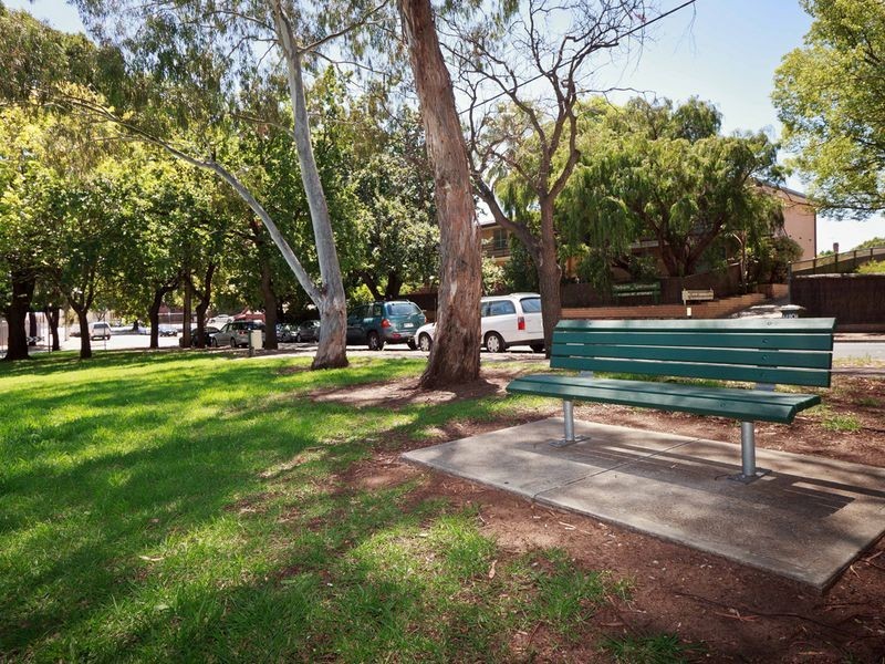 4/4 Loch Street, Stepney SA 5069
