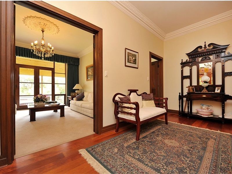 1 Eucalypt Court, Stonyfell SA 5066