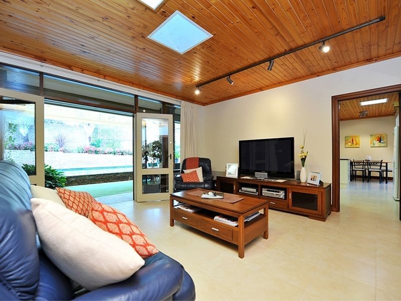 1 Eucalypt Court, Stonyfell SA 5066