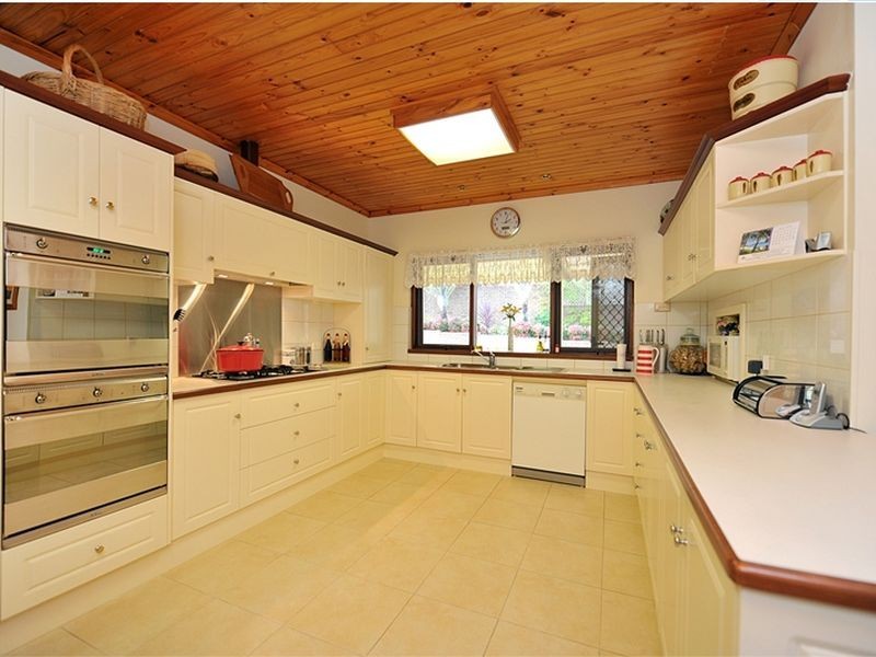 1 Eucalypt Court, Stonyfell SA 5066