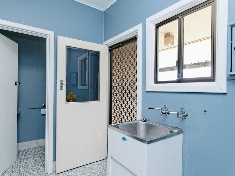 9 Alton Avenue, Gilles Plains SA 5086