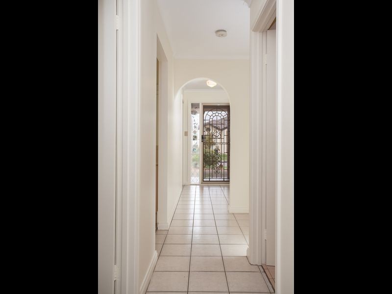 2 Chiswick Court, Oakden SA 5086