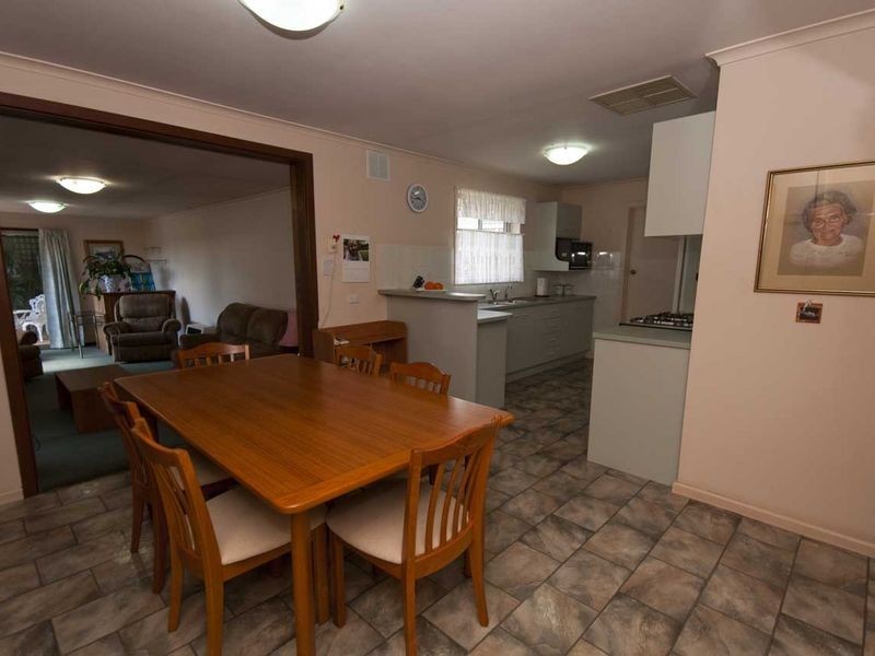20 Harrow Road, Para Hills West SA 5096