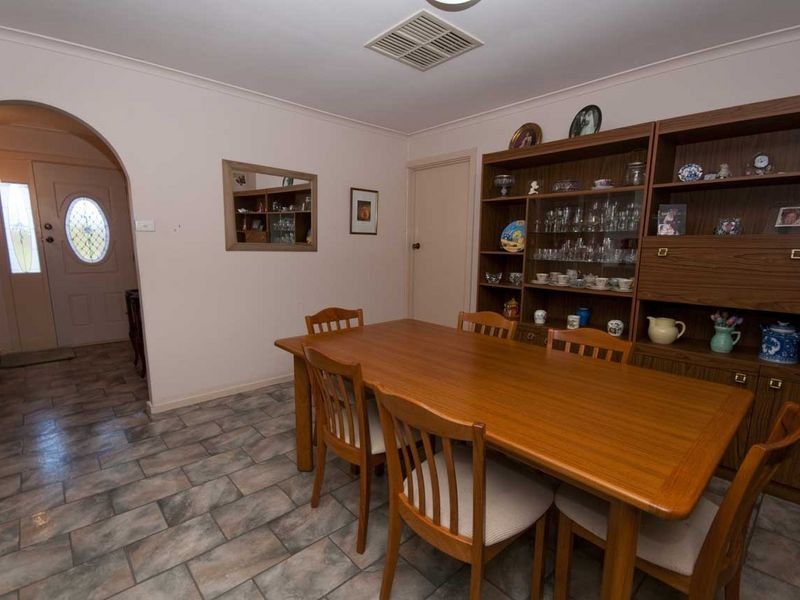 20 Harrow Road, Para Hills West SA 5096