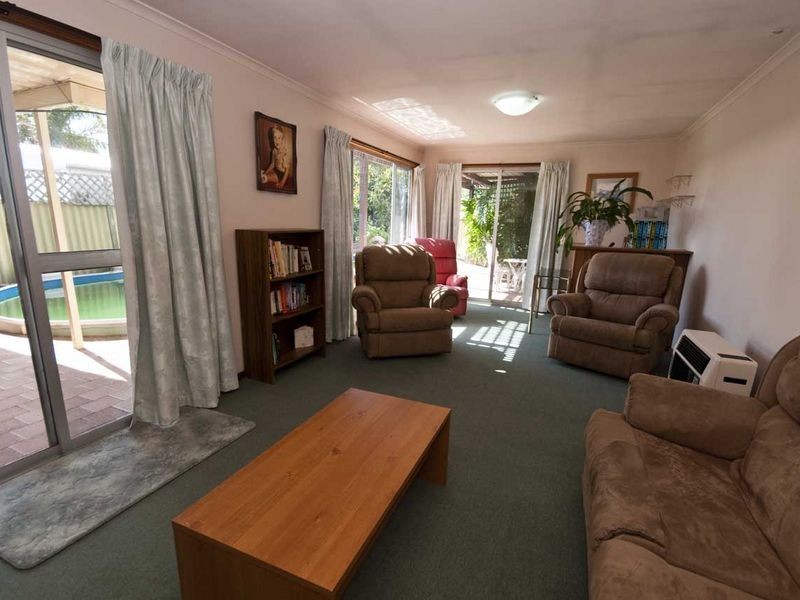 20 Harrow Road, Para Hills West SA 5096
