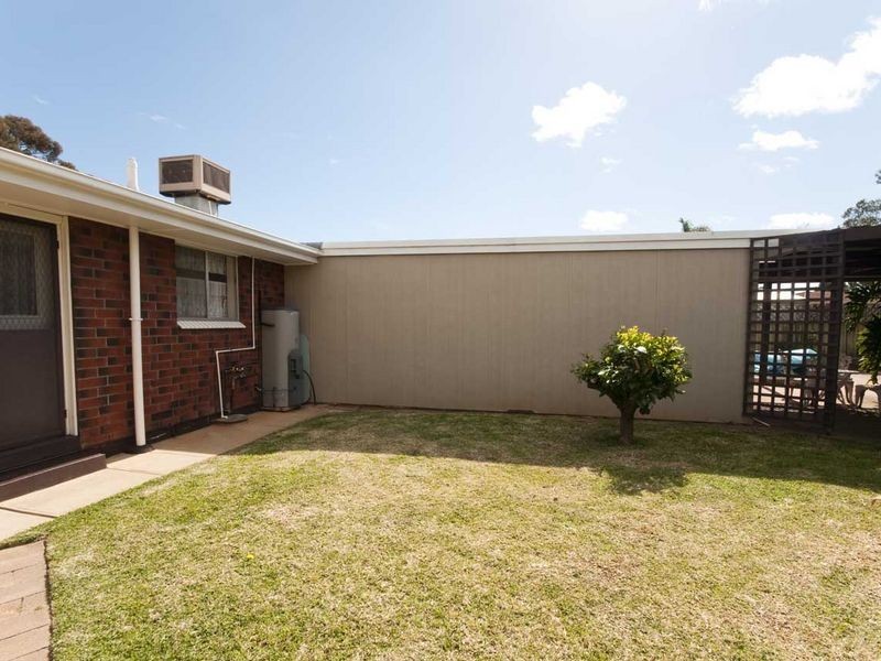20 Harrow Road, Para Hills West SA 5096