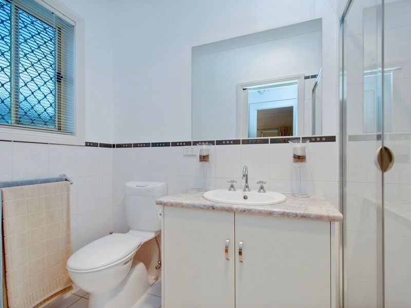 4 Quinton Avenue, Tranmere SA 5073