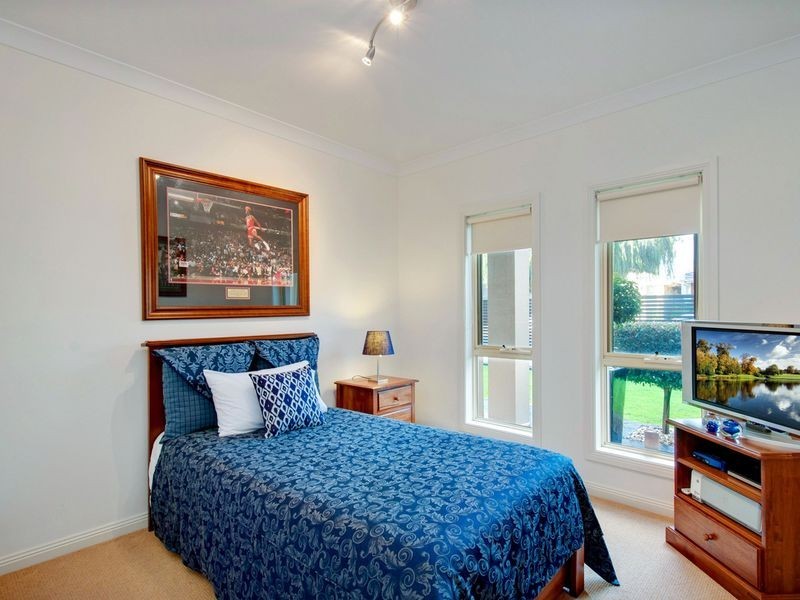 4 Quinton Avenue, Tranmere SA 5073