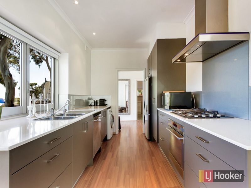 17 Morland Avenue, Stonyfell SA 5066