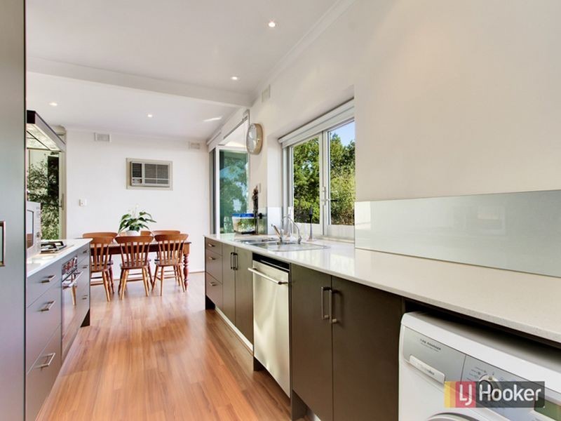 17 Morland Avenue, Stonyfell SA 5066