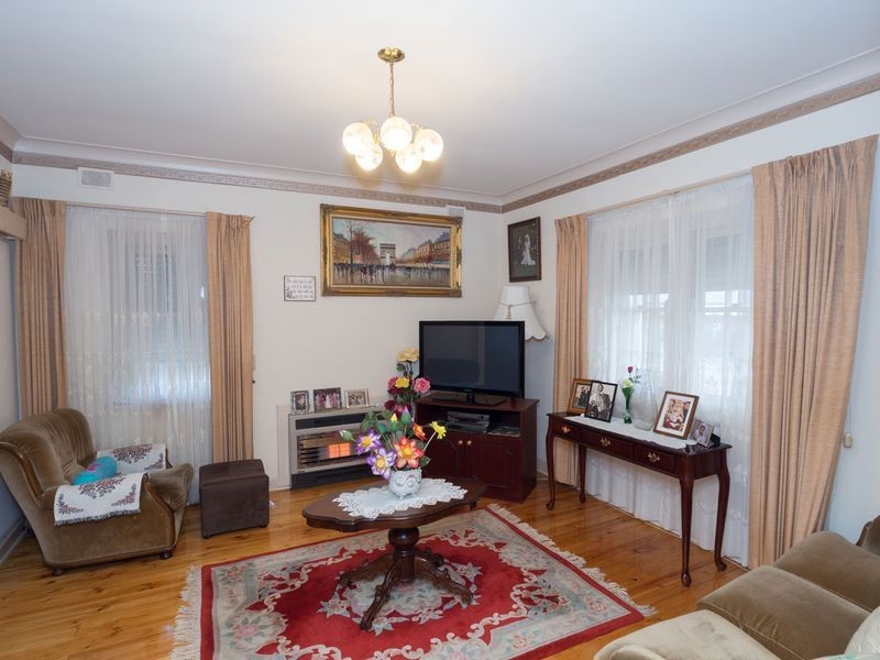 4 Birkinshaw Avenue, Tranmere SA 5073