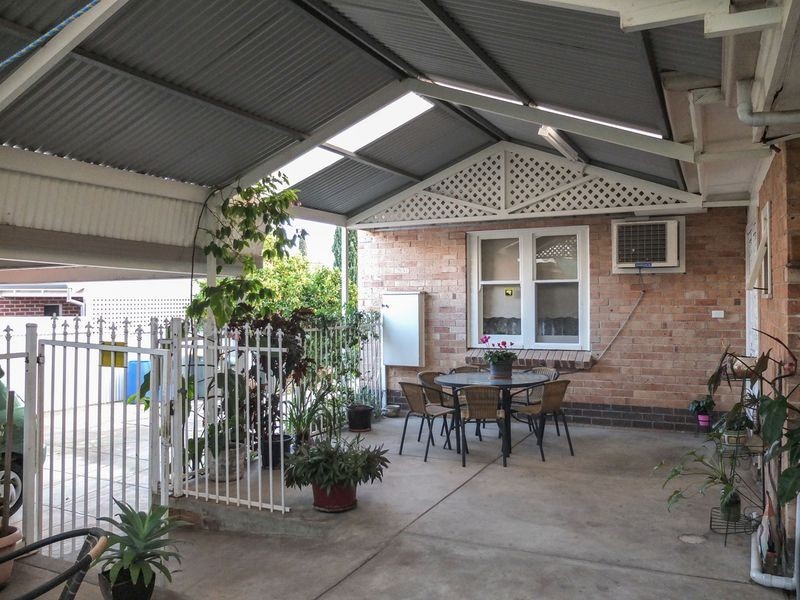 4 Birkinshaw Avenue, Tranmere SA 5073