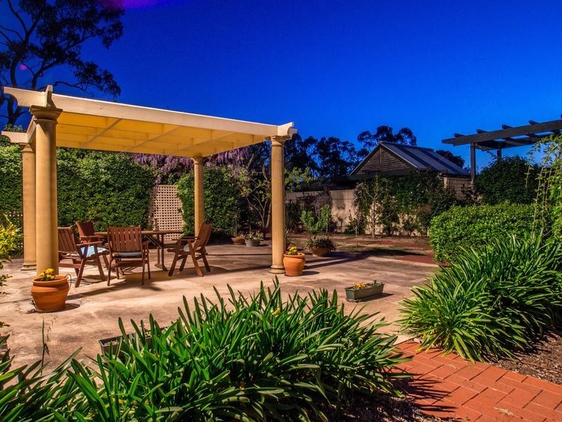 28 Lincoln Street, Kensington Gardens SA 5068