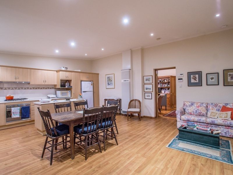 28 Lincoln Street, Kensington Gardens SA 5068