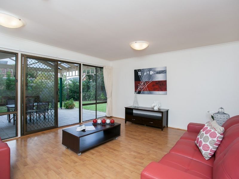 4 Roland Road, Rostrevor SA 5073