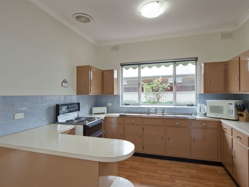 17 Davis Road, Glynde SA 5070