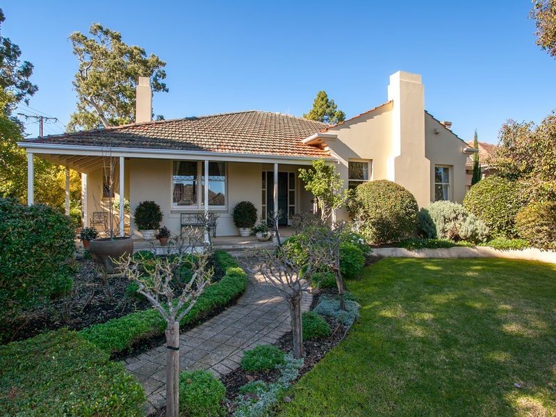 2 Wallace Street, Erindale SA 5066