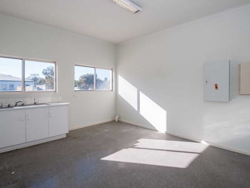 3 Johansson Road, Wingfield SA 5013