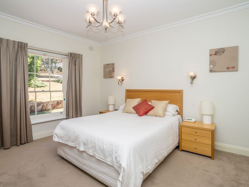 1 Crompton Drive, Wattle Park SA 5066