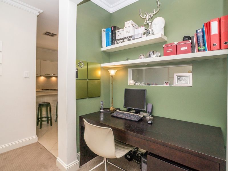 1 Crompton Drive, Wattle Park SA 5066