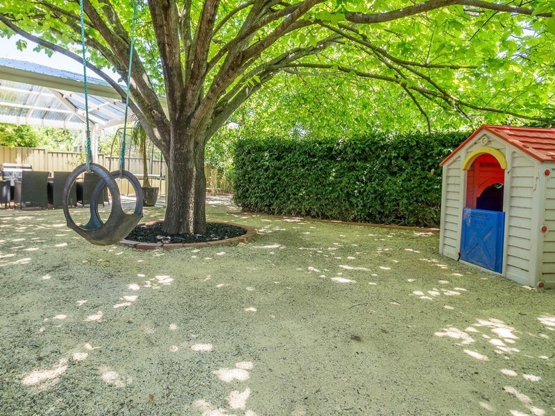 1 Crompton Drive, Wattle Park SA 5066