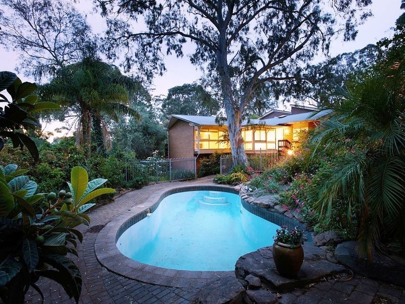 4 Grevillea Crescent, Stonyfell SA 5066