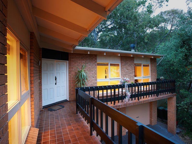 4 Grevillea Crescent, Stonyfell SA 5066