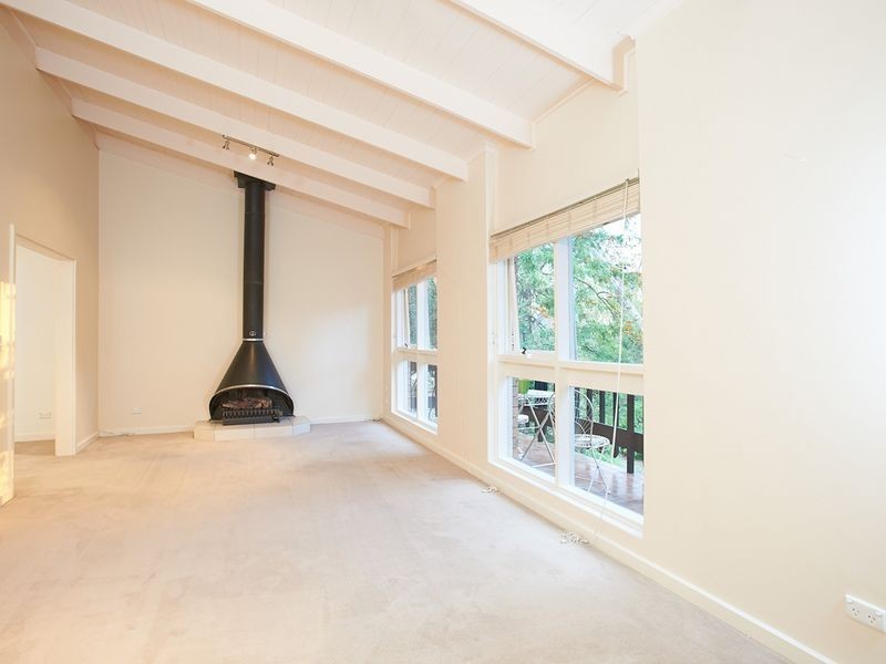 4 Grevillea Crescent, Stonyfell SA 5066