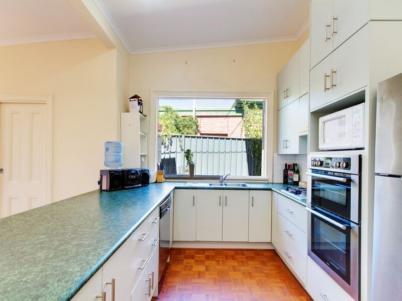 24 Shipsters Road, Kensington Park SA 5068