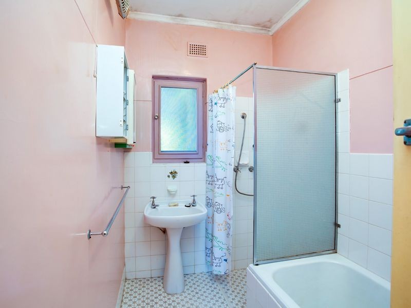 138 Philip Highway, Elizabeth South SA 5112