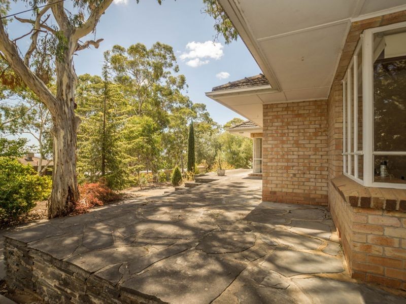 24 Mingara Avenue, Stonyfell SA 5066