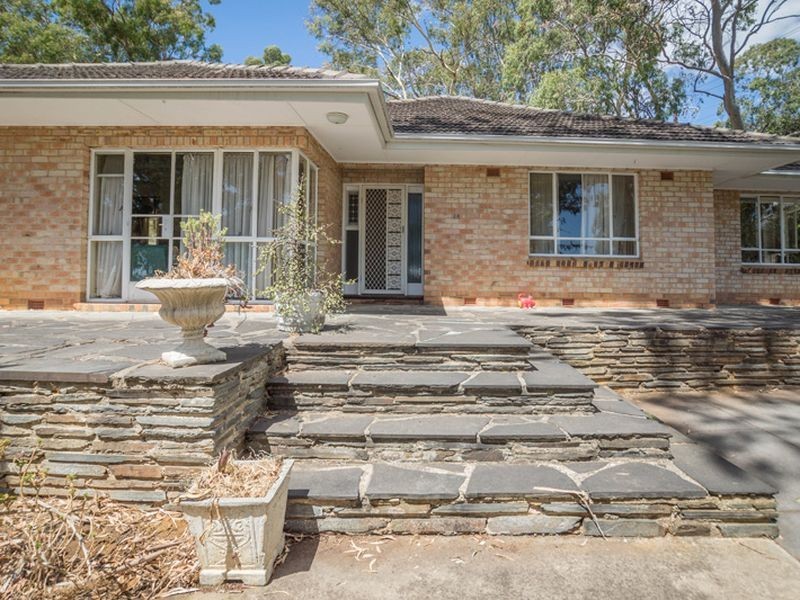24 Mingara Avenue, Stonyfell SA 5066