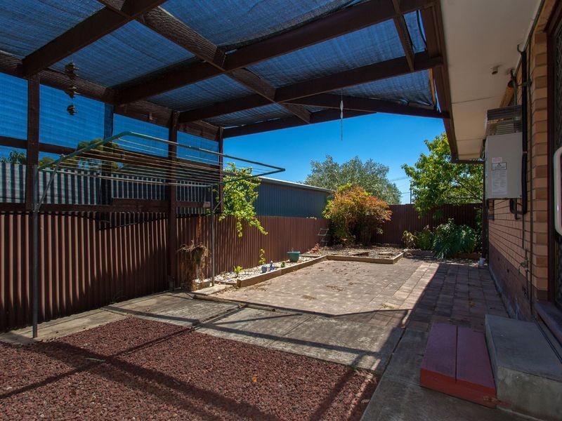 1/6B Spenfeld Court, Valley View SA 5093