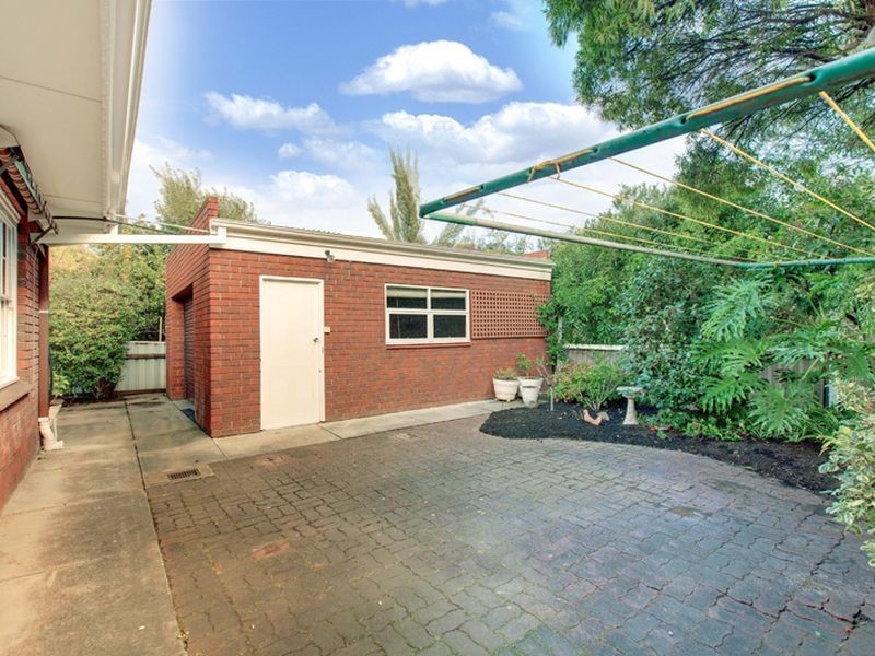 18 Rodger Avenue, Leabrook SA 5068