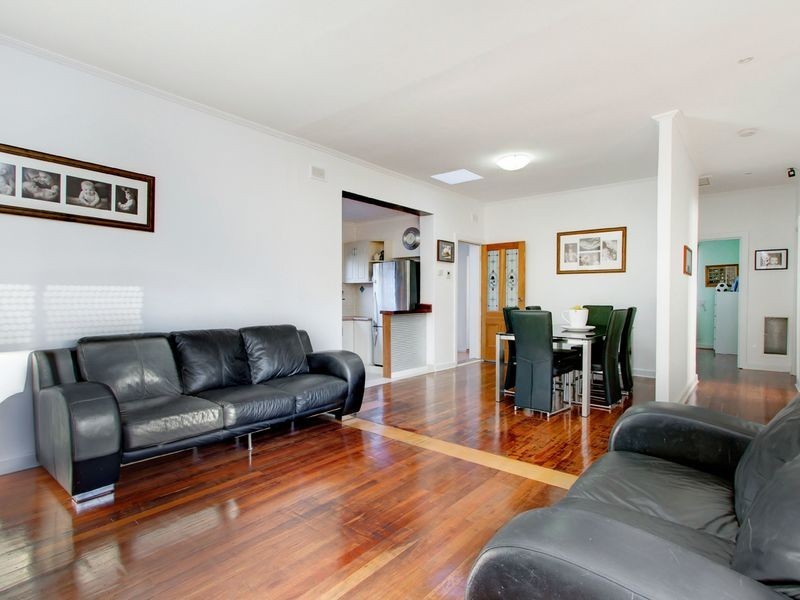 7 Ballad Avenue, Paradise SA 5075