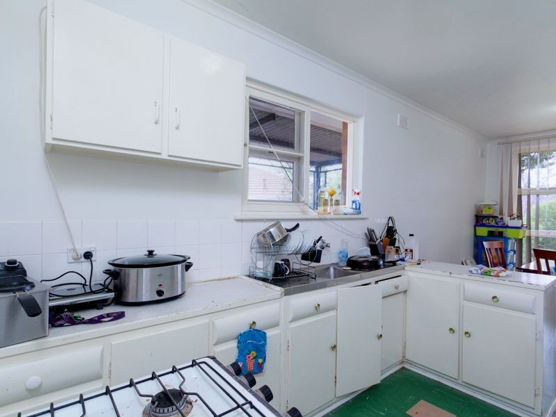 19 College Avenue, Valley View SA 5093