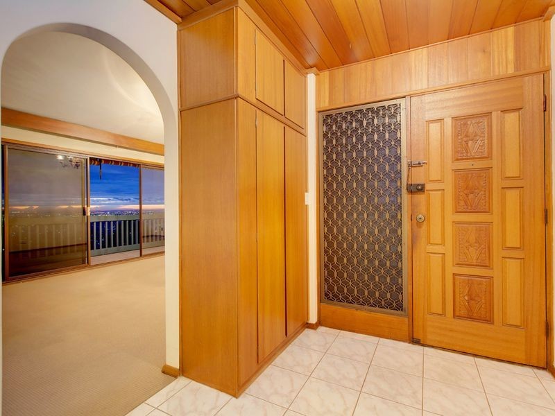 8 Redounau Crescent, Wattle Park SA 5066